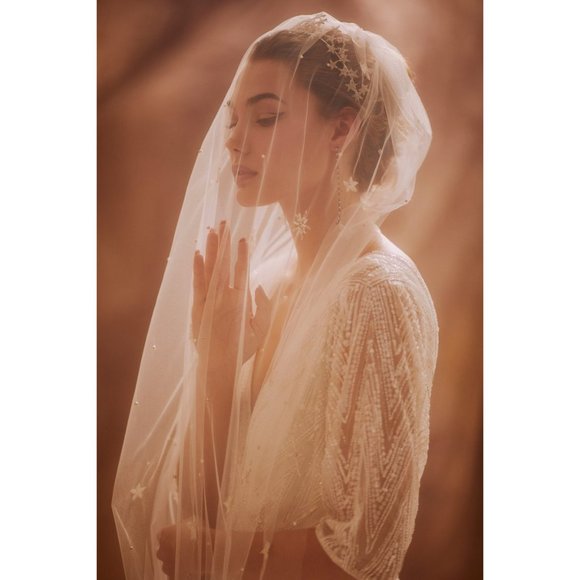 BHLDN Ellesmere Wedding Dress Size 4 Beaded - Picture 8 of 8